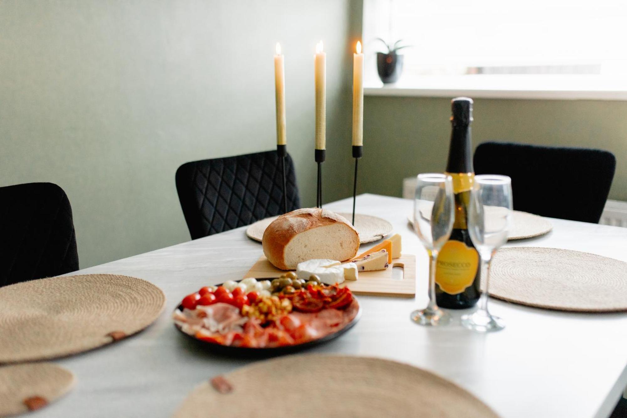 Bowling Terrace By Above Rubies - Stylish, 3 Bedroom, Pet Friendly House In 스킵턴 외부 사진