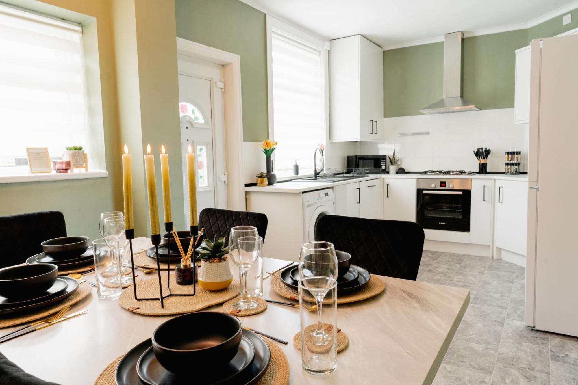 Bowling Terrace By Above Rubies - Stylish, 3 Bedroom, Pet Friendly House In 스킵턴 외부 사진