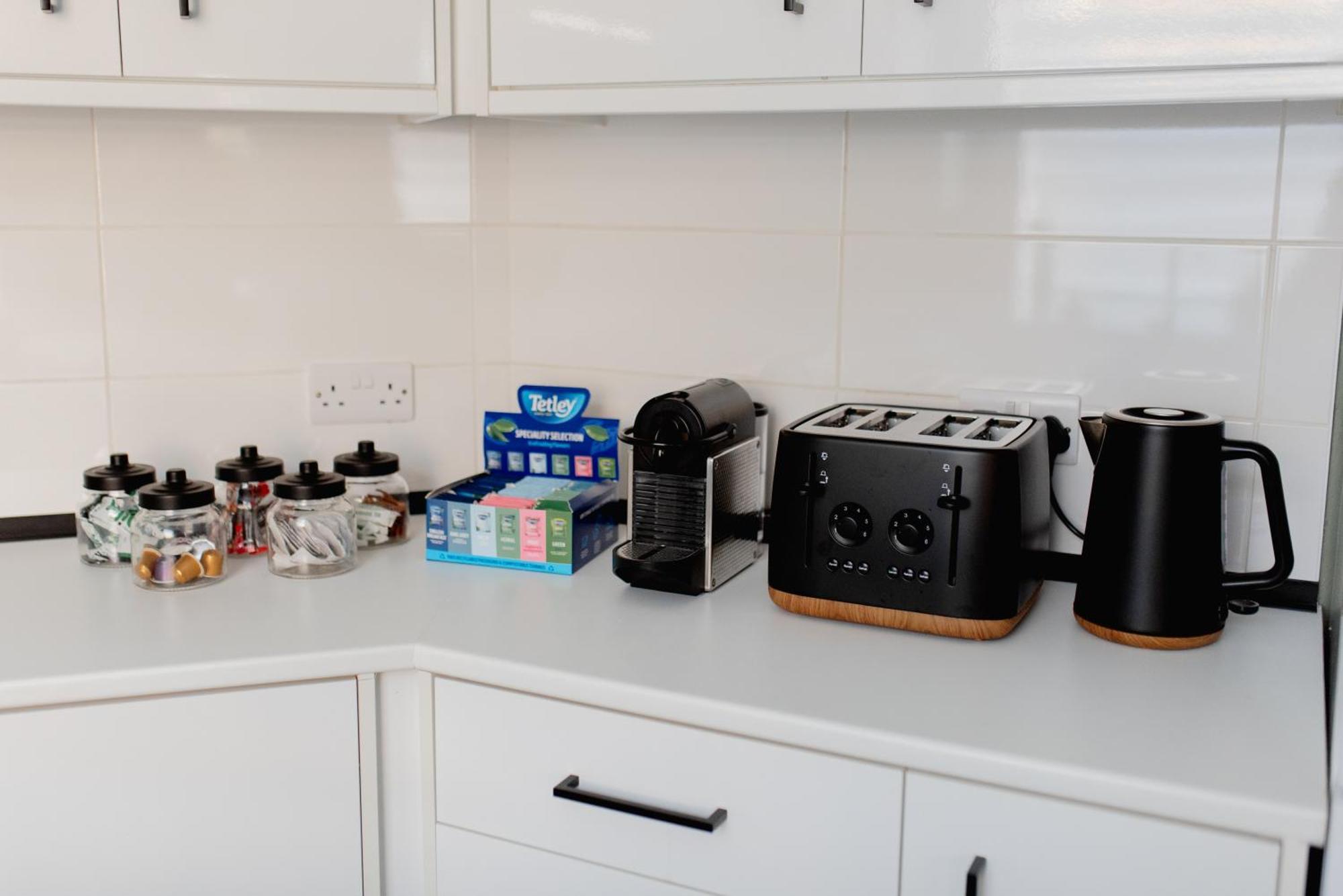Bowling Terrace By Above Rubies - Stylish, 3 Bedroom, Pet Friendly House In 스킵턴 외부 사진